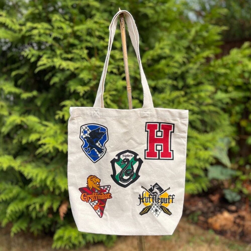 Harry Potter Hogwarts Houses Canvas Tote Bag – NWT